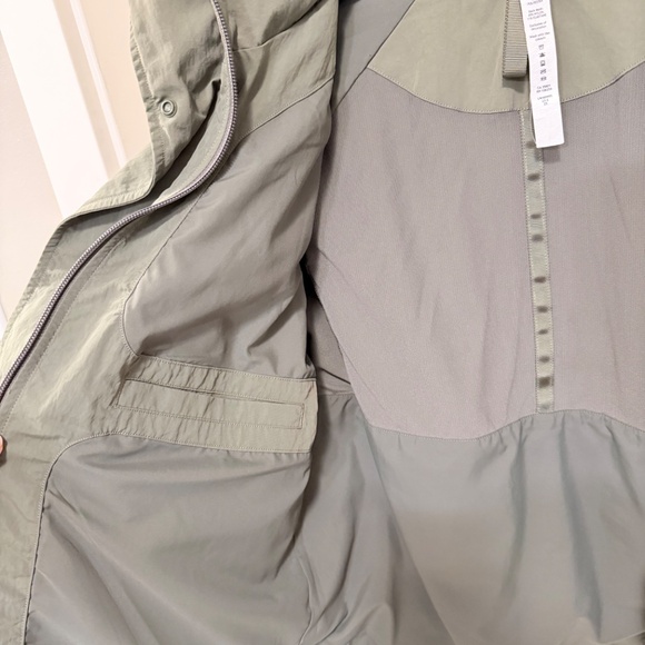 Lululemon Always Effortless Jacket - Picture 6 of 8